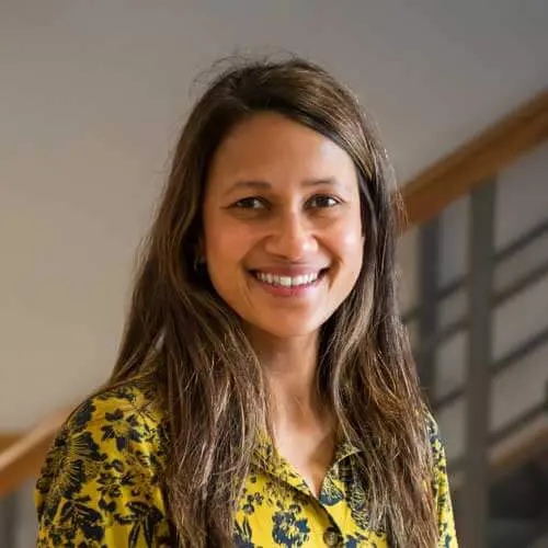 dr-selina-helen-medical-services-team-sq